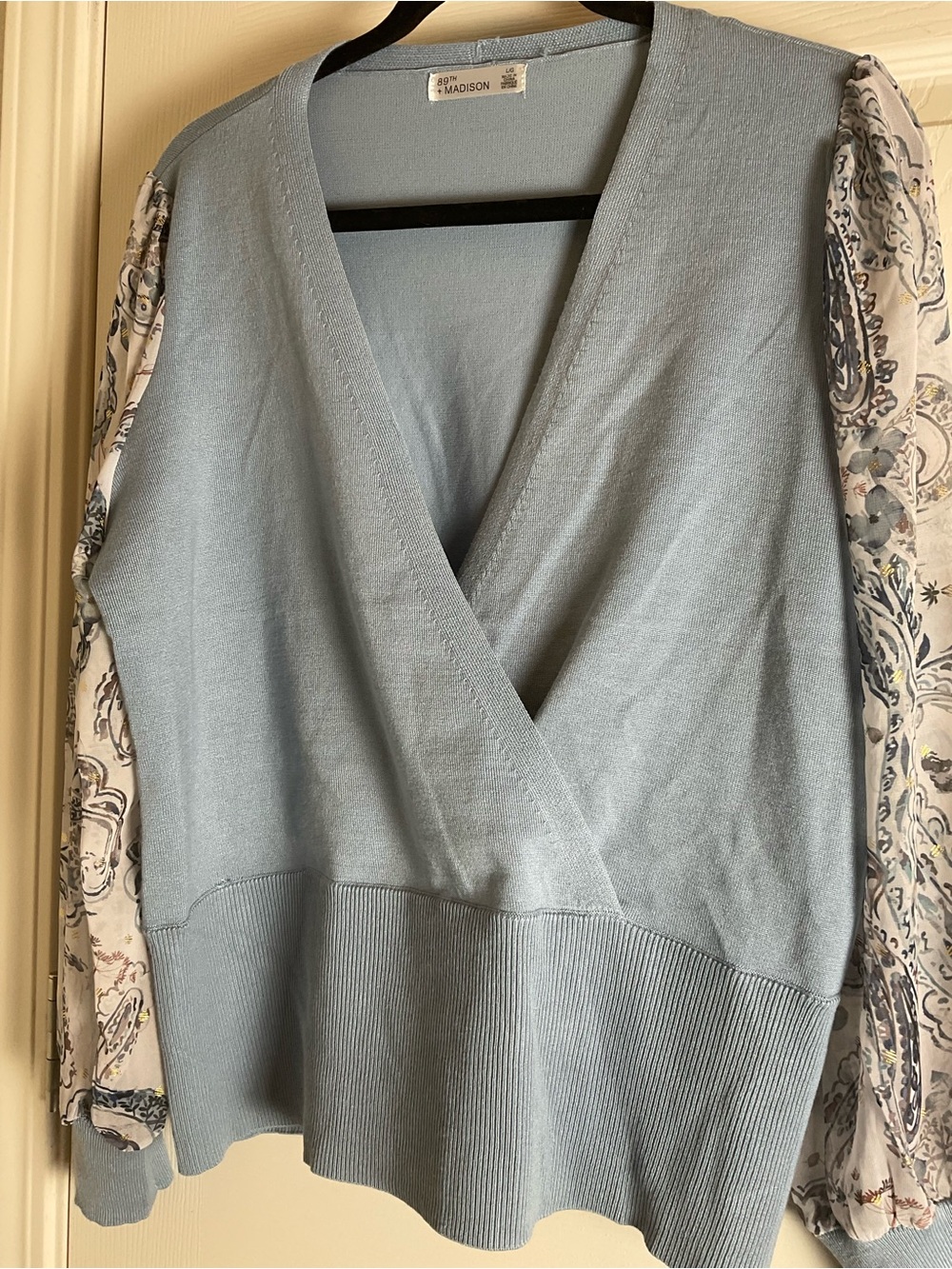 89th + Madison Blue Faux Wrap Sweater W/ Paisley Sheer Sleeves Large - Picture 6 of 8